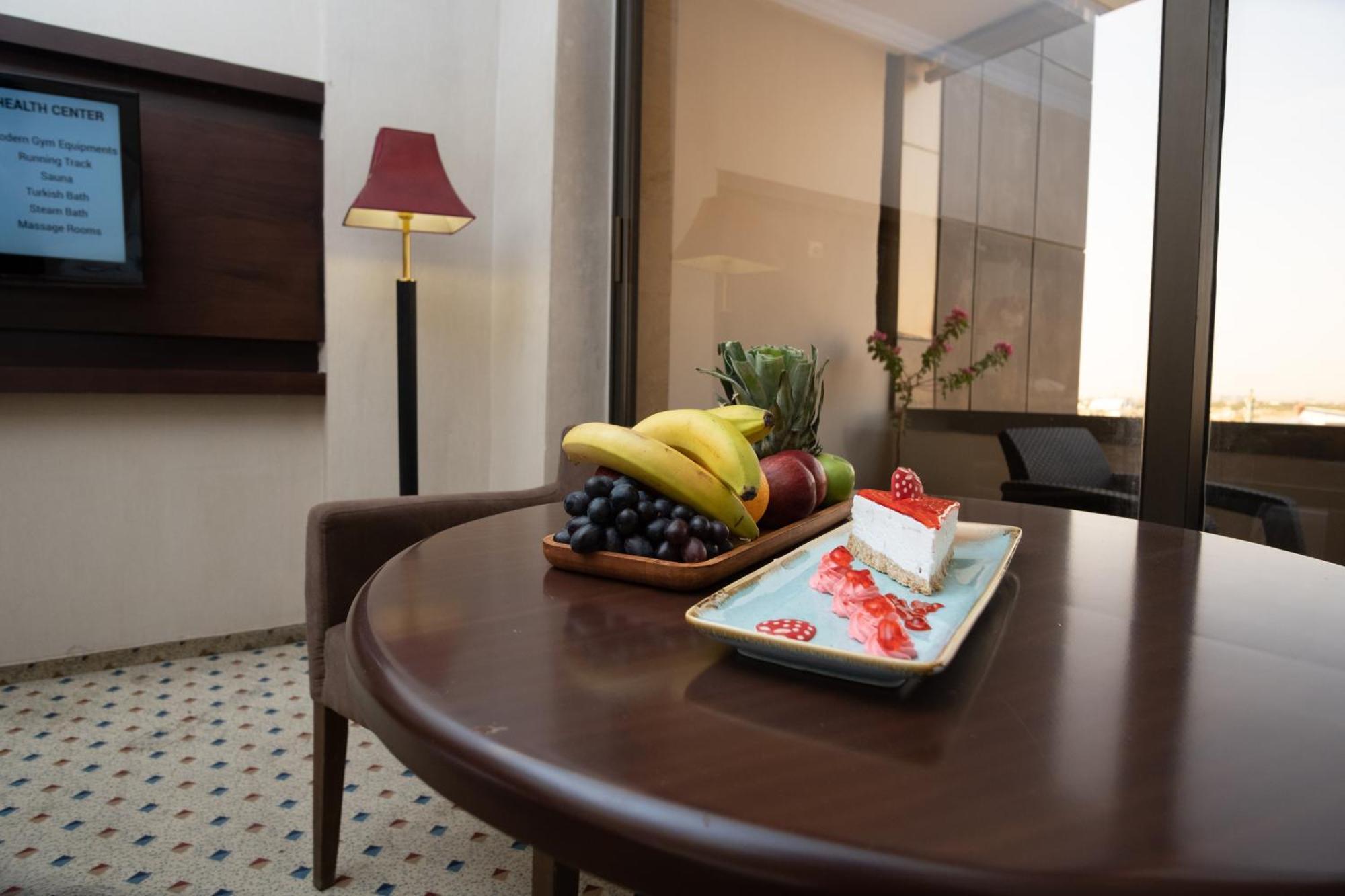 Canyon Hotel Erbil Exterior foto